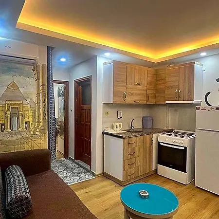 Esma Hotel